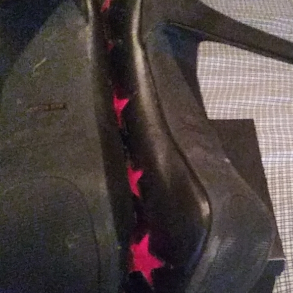 Women heels - Picture 2 of 3